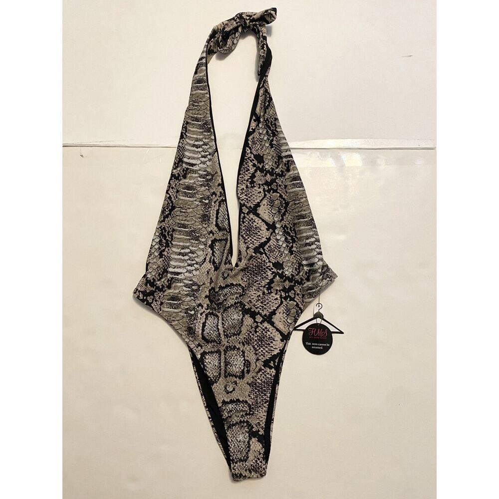 Ladies Women’s Hot Miami Style Swimsuit Size One Piece Medium NWT